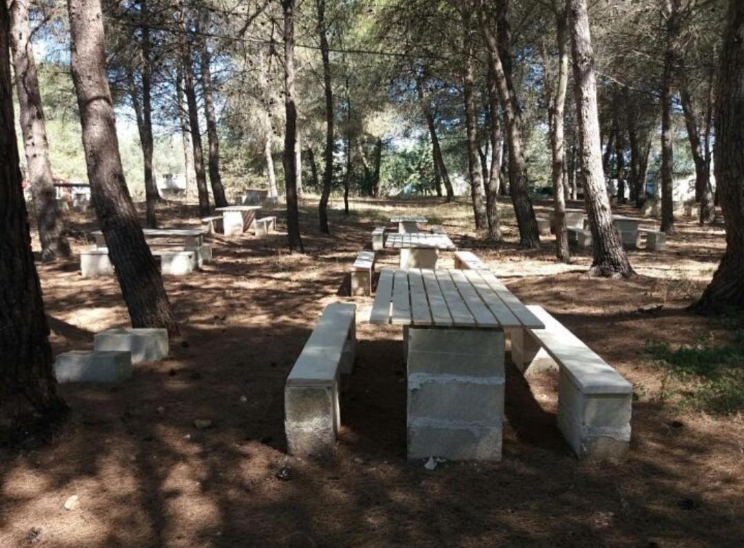 Le Pentume Apartman Arnesano Kültér fotó